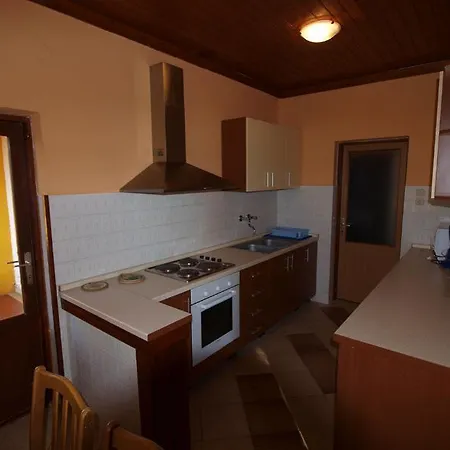 Apartment Roberto 731 פולה