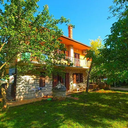 דירה Apartment Roberto 731 פולה